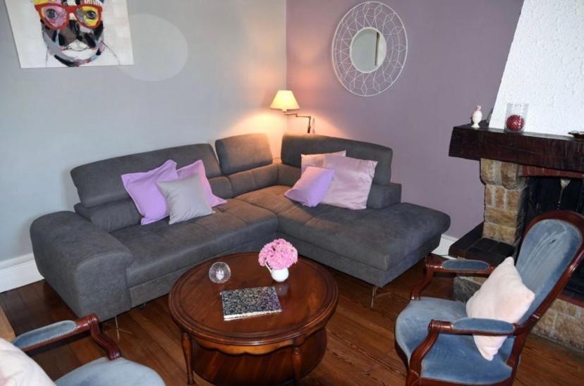 Appartamento Gite Chez Madeleine Louhans Esterno foto