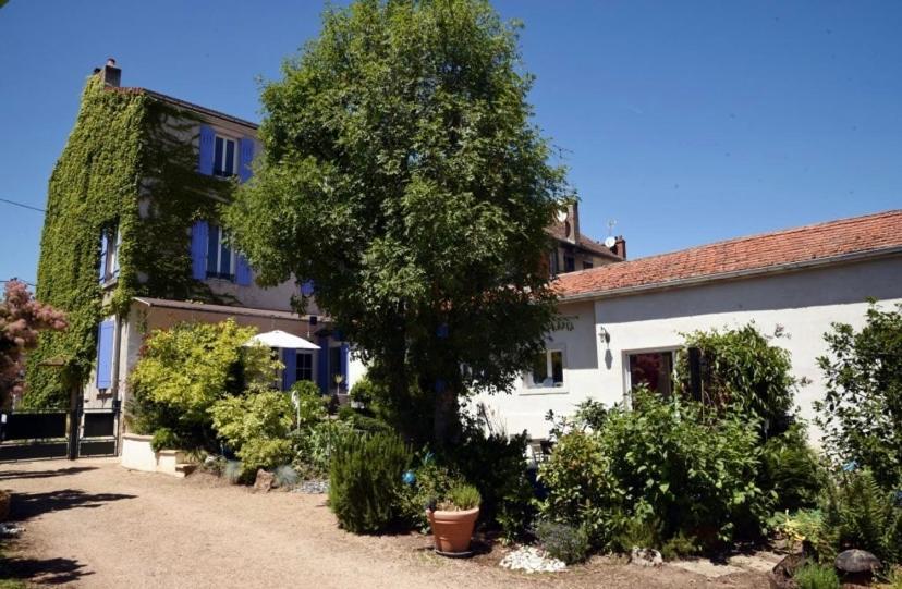Appartamento Gite Chez Madeleine Louhans Esterno foto